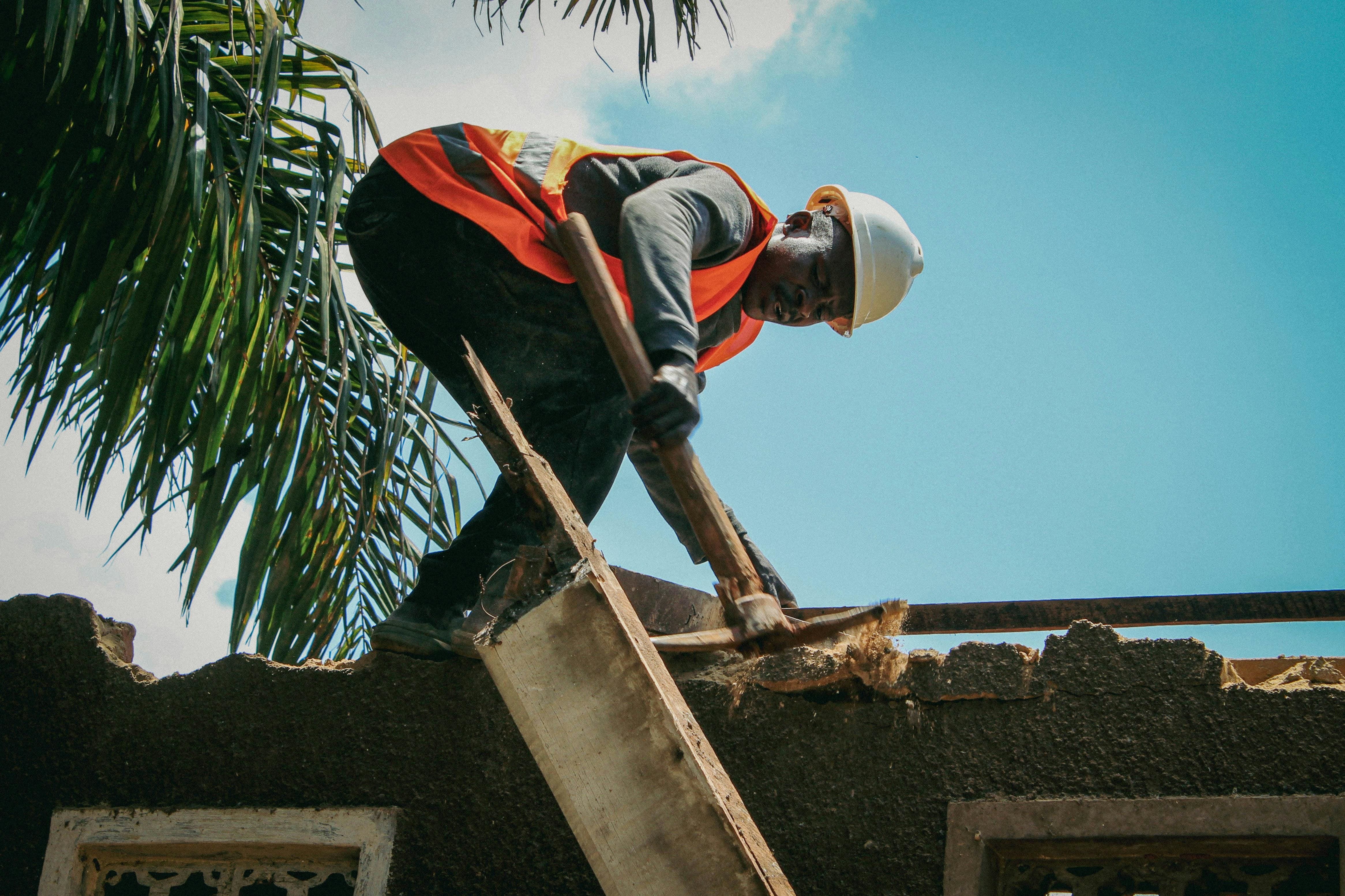 High roof with hammer